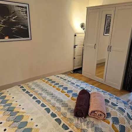 A Modern Appartment, Bright And Calm Appartamento Parigi