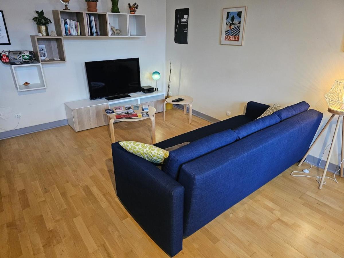A Modern Appartment, Bright And Calm *